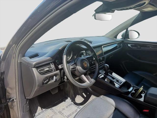 2023 Porsche Macan Macan