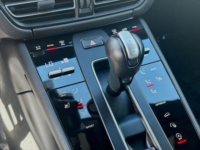 2023 Porsche Macan Macan