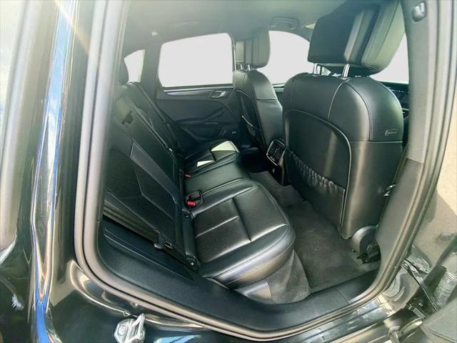 2023 Porsche Macan Macan