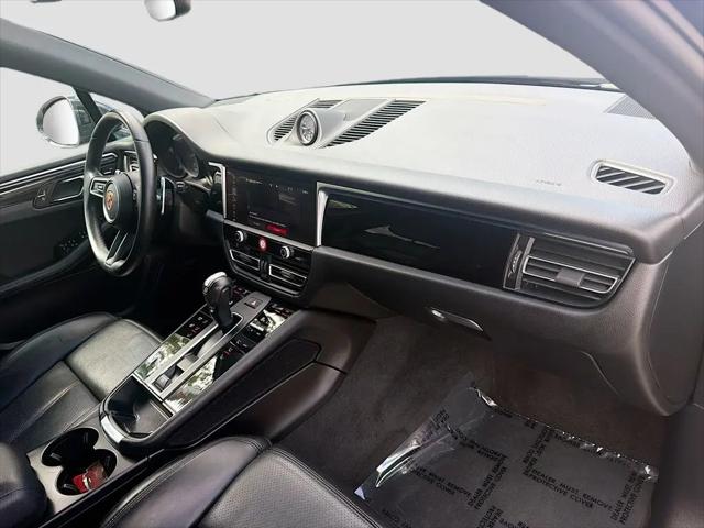 2023 Porsche Macan Macan