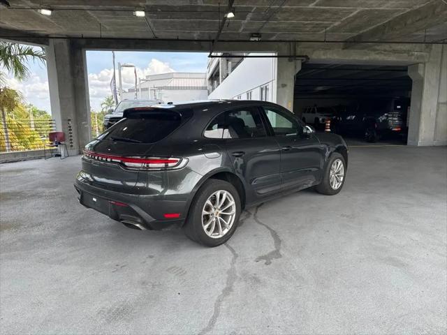 2023 Porsche Macan Macan