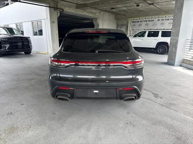 2023 Porsche Macan Macan