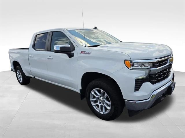 2023 Chevrolet Silverado 1500 4WD Crew Cab Standard Bed LT for sale in Harvard, IL