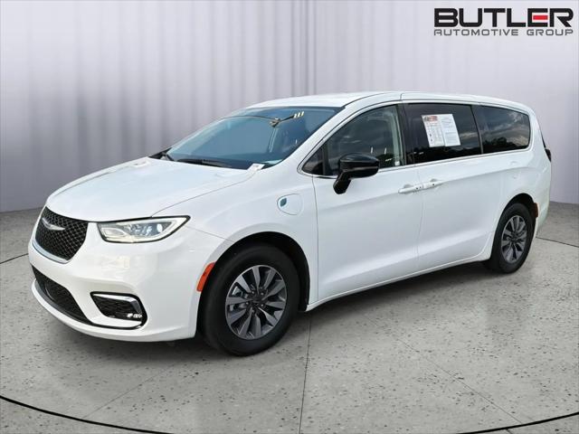 2024 Chrysler Pacifica Hybrid Select for sale in Macon, GA