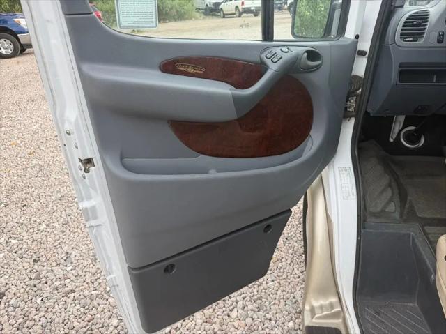 2005 Dodge Sprinter SHC