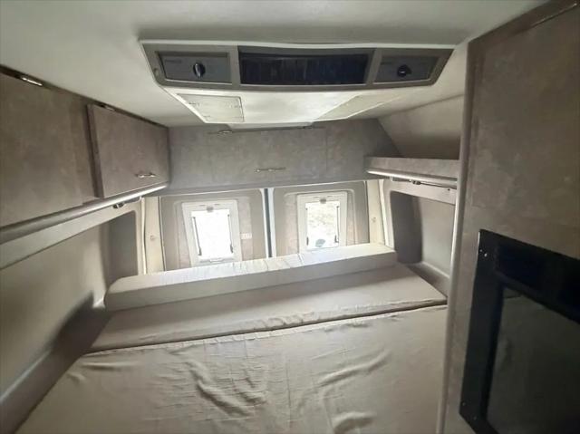 2005 Dodge Sprinter SHC