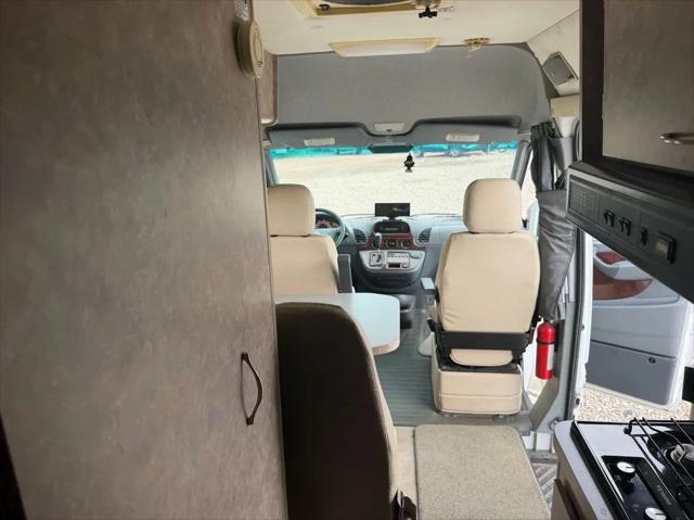2005 Dodge Sprinter SHC