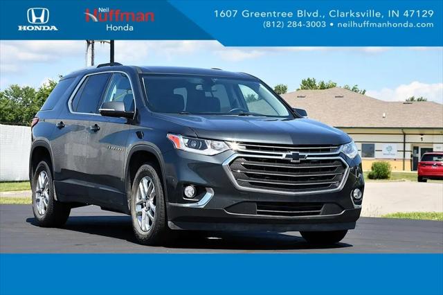 2018 Chevrolet Traverse LT Cloth for sale in Clarksville, IN