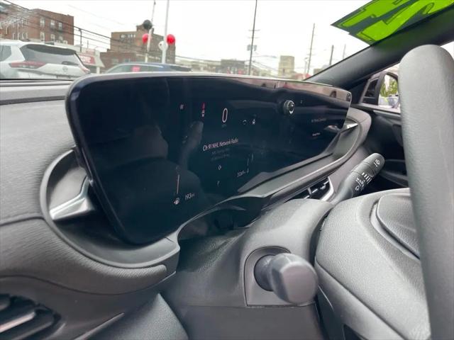 2024 Buick NV Preferred FWD