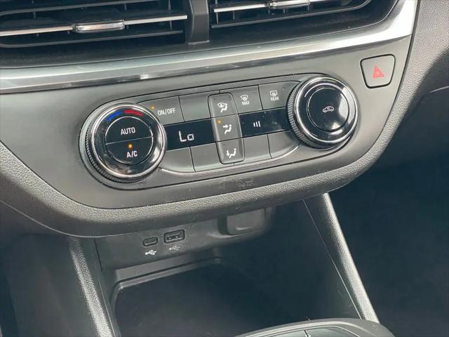 2024 Buick NV Preferred FWD