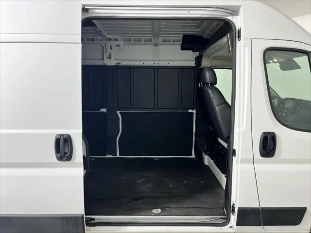 2025 Ram ProMaster 2500 Cargo Van Tradesman High Roof 159 WB w/Pass Seat