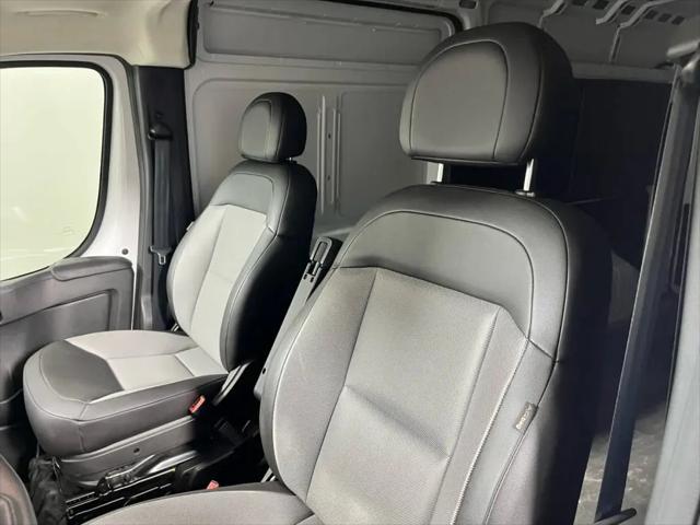 2025 Ram ProMaster 2500 Cargo Van Tradesman High Roof 159 WB w/Pass Seat