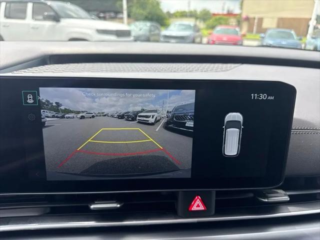 2027 Kia Carnival LXS