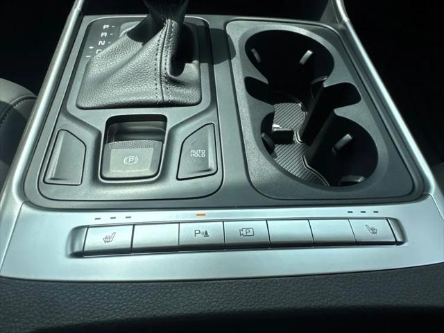 2027 Kia Carnival LXS