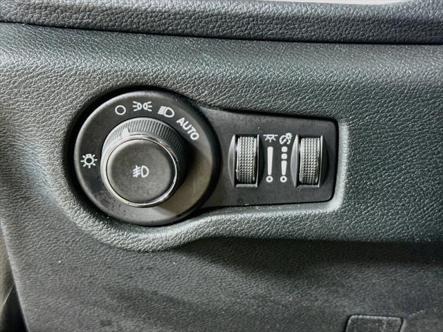 2024 Chrysler Pacifica Touring