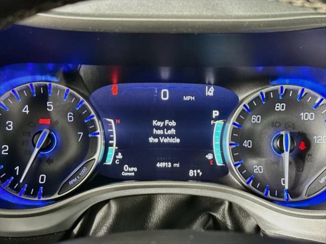 2024 Chrysler Pacifica Touring