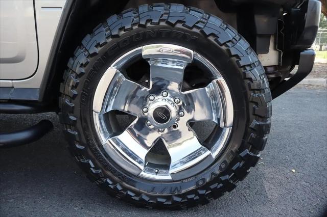 2003 HUMMER H2 Base