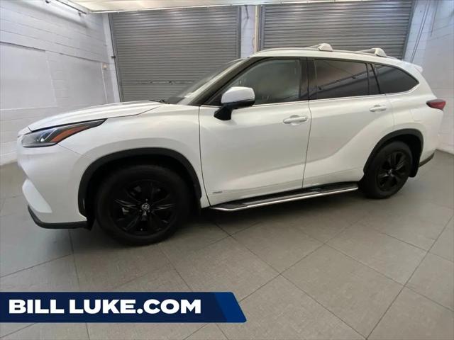 2022 Toyota Highlander Hybrid XLE Bronze Edition for sale in Phoenix, AZ