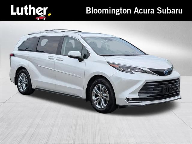 2024 Toyota Sienna Platinum for sale in Bloomington, MN