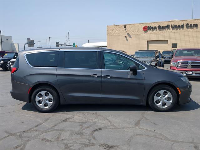 2017 Chrysler Pacifica LX