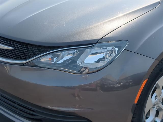 2017 Chrysler Pacifica LX