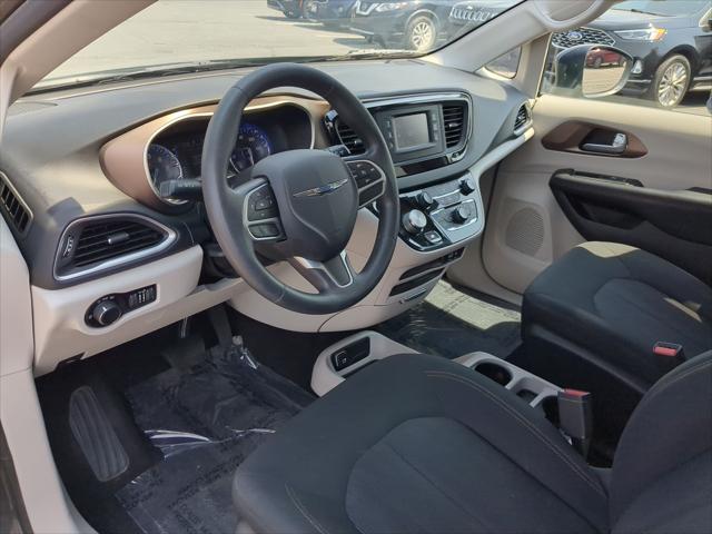 2017 Chrysler Pacifica LX