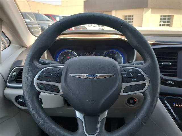 2017 Chrysler Pacifica LX
