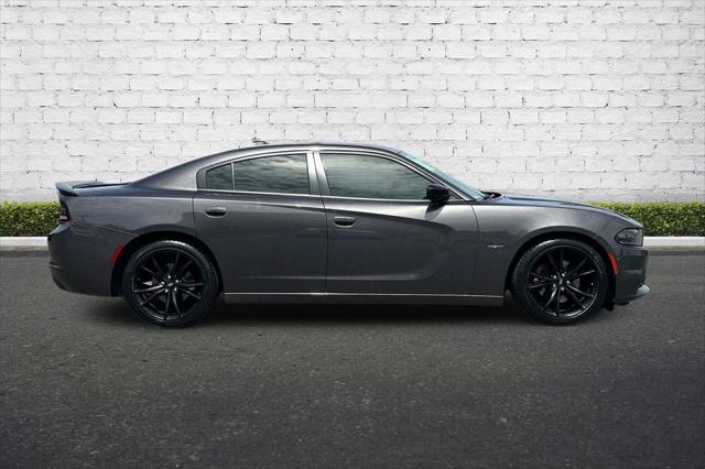2017 Dodge Charger R/T RWD