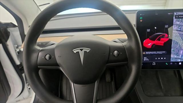 2021 Tesla Model 3 Standard Range Plus Rear-Wheel Drive