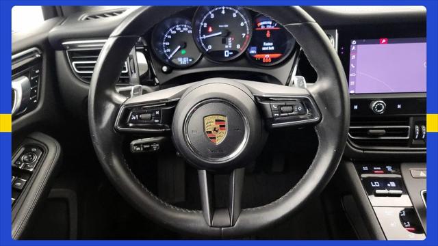 2022 Porsche Macan Macan