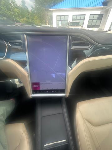 2016 Tesla Model S 90D