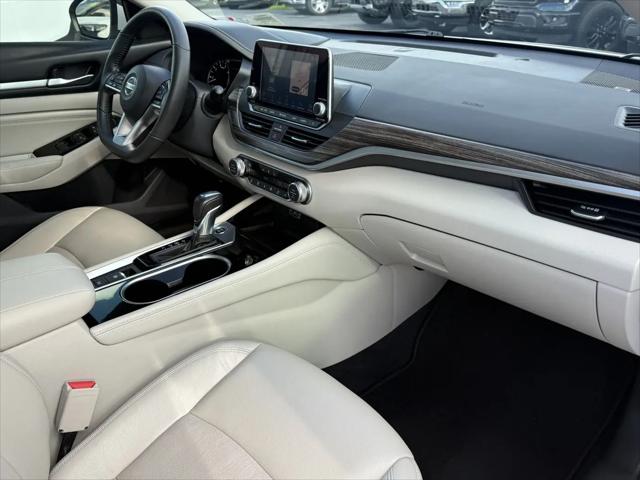 2022 Nissan Altima SL FWD