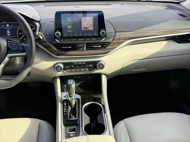 2022 Nissan Altima SL FWD