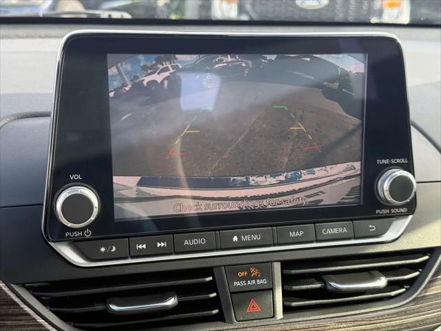 2022 Nissan Altima SL FWD