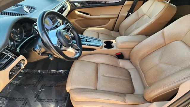 2020 Porsche Macan Macan