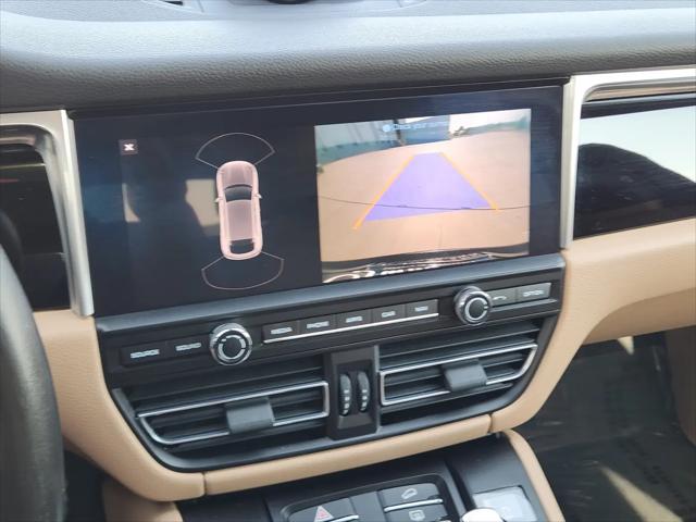 2020 Porsche Macan Macan