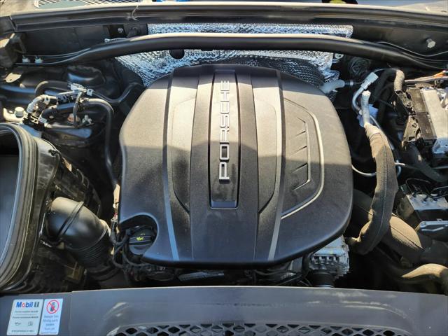 2020 Porsche Macan Macan