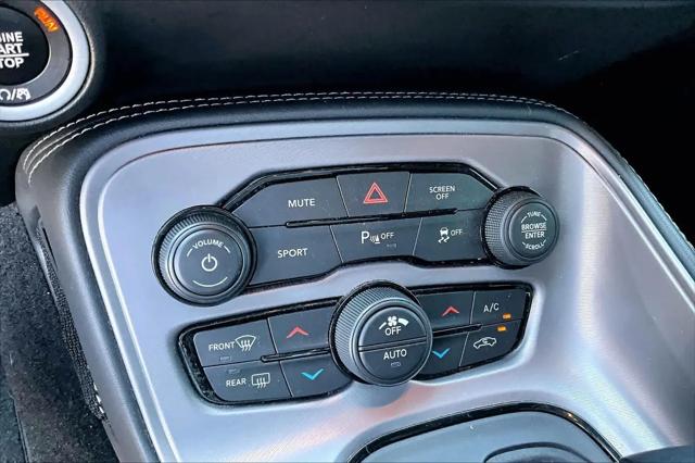 2023 Dodge Challenger SXT