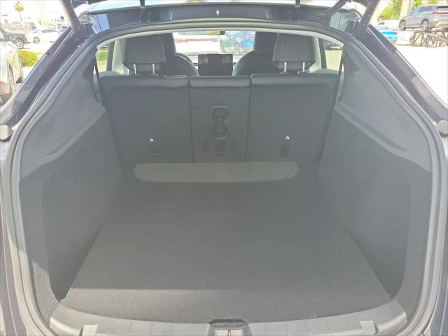 2026 Tesla Model Y Premium Rear-Wheel Drive
