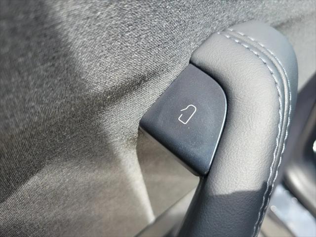 2026 Tesla Model Y Premium Rear-Wheel Drive
