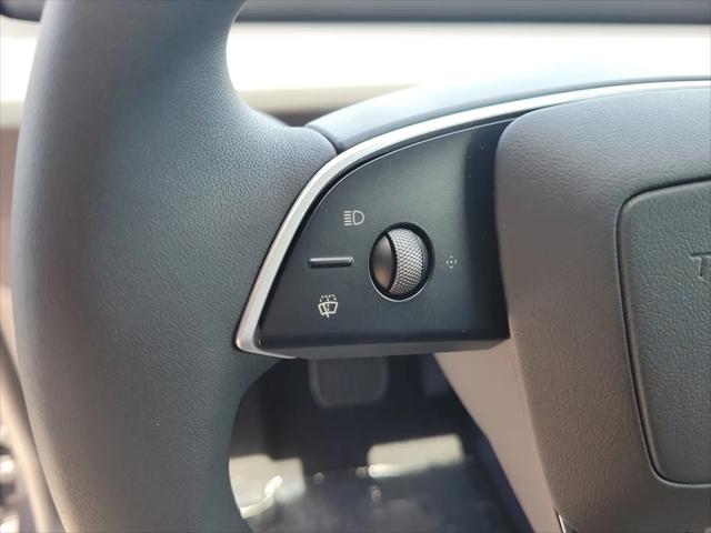 2026 Tesla Model Y Premium Rear-Wheel Drive