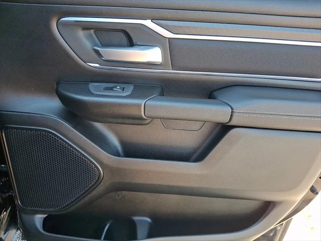 2025 Ram 1500 Big Horn Crew Cab 4x4 5'7" Box