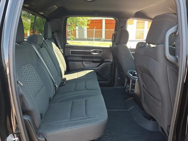 2025 Ram 1500 Big Horn Crew Cab 4x4 5'7" Box
