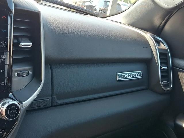 2025 Ram 1500 Big Horn Crew Cab 4x4 5'7" Box