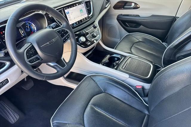 2023 Chrysler Pacifica Hybrid Limited