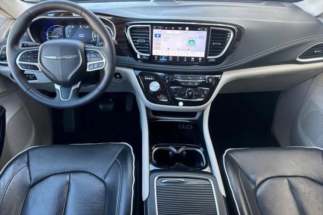 2023 Chrysler Pacifica Hybrid Limited