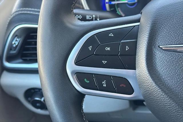 2023 Chrysler Pacifica Hybrid Limited