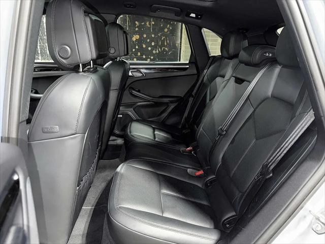 2023 Porsche Macan T