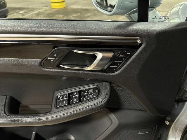 2023 Porsche Macan T
