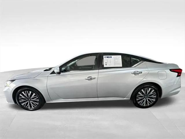 2023 Nissan Altima SV FWD